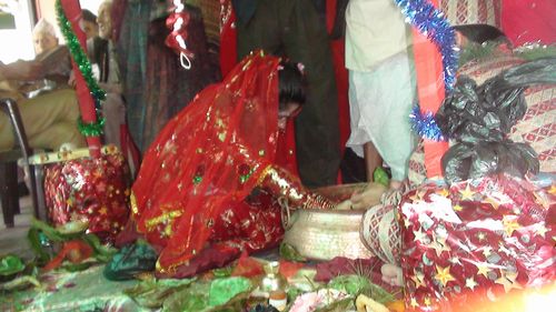 ネパール人の結婚観 お見合い結婚 恋愛結婚 そして 重婚 について ネパールロリポップ